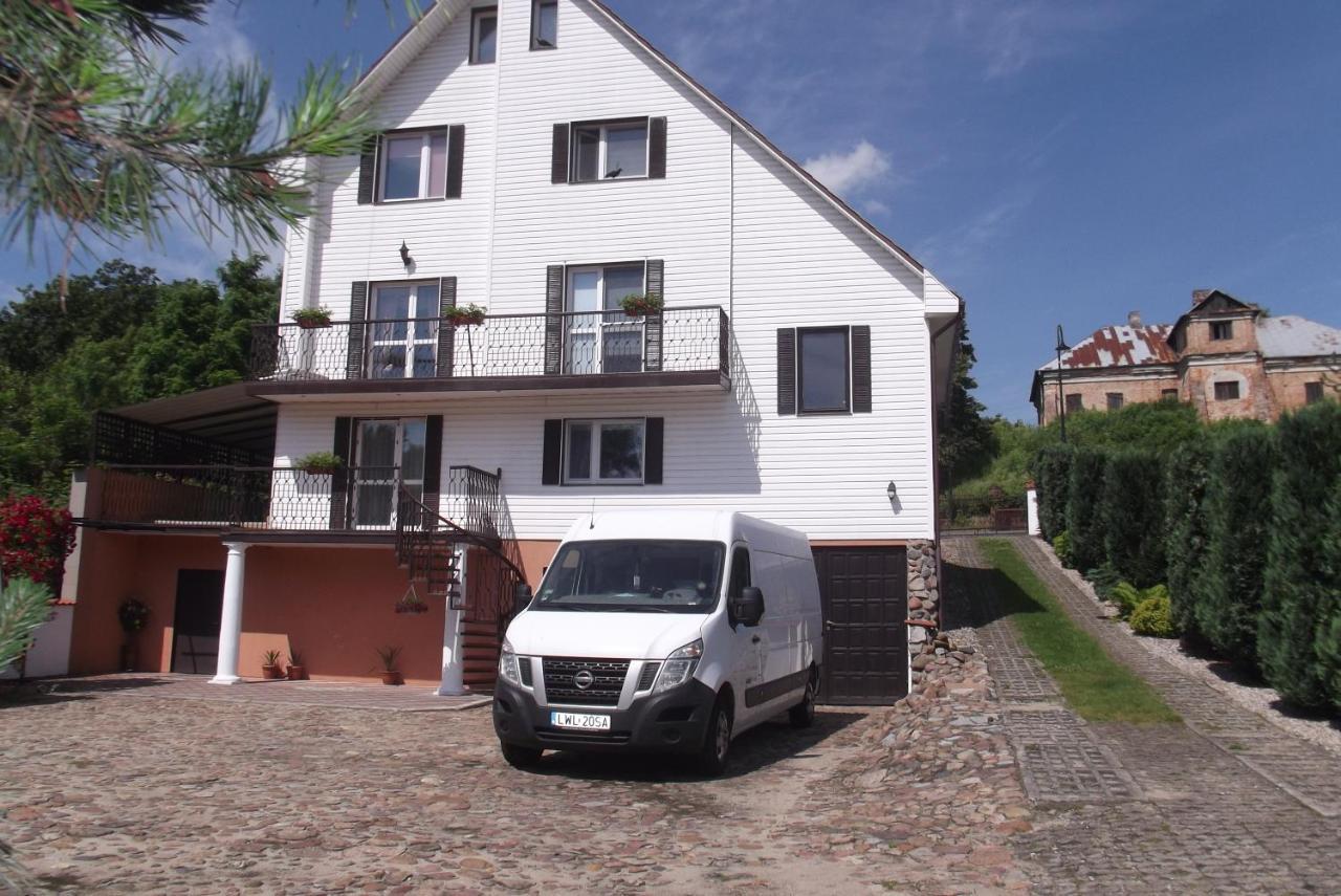 Apartment Monika Podzamcze 10 *